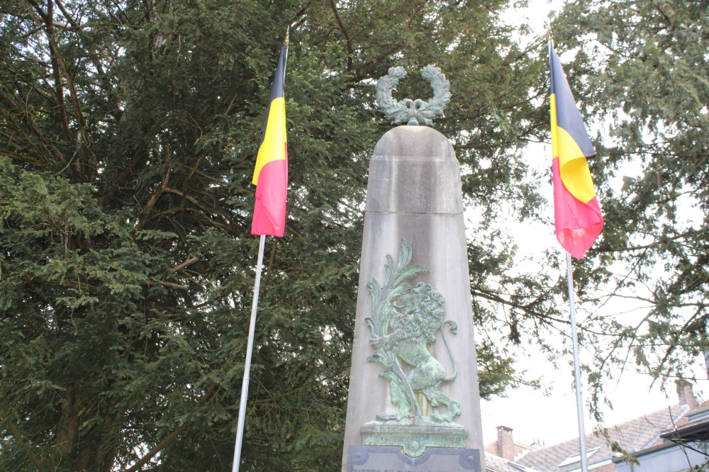 War Memorial Barvaux-sur-Ourthe #4