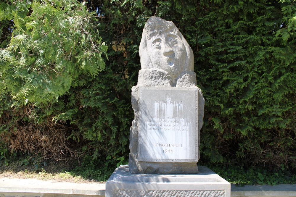 Monument Executed Civilians Longueville #2