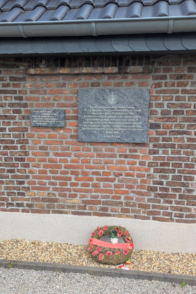 Gedenkteken Sergeant Aubrey Cosens Uedem #3