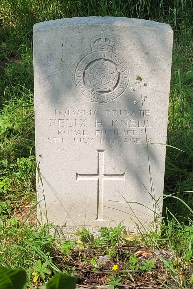Oorlogsgraven van het Gemenebest St Nicholas Churchyard #3