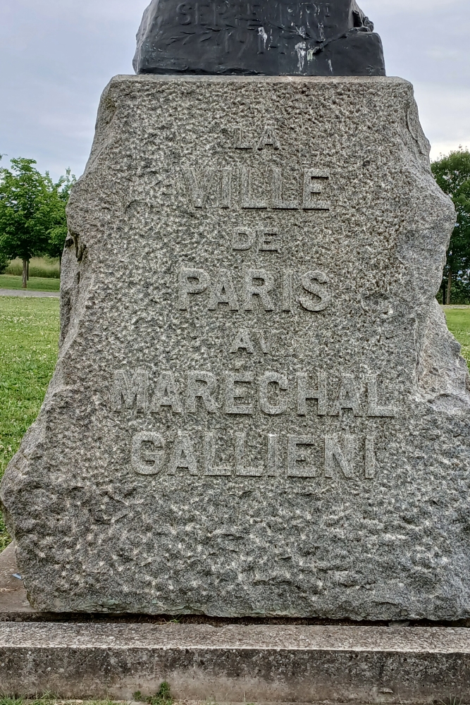 Monument Joseph Gallieni Meaux #3