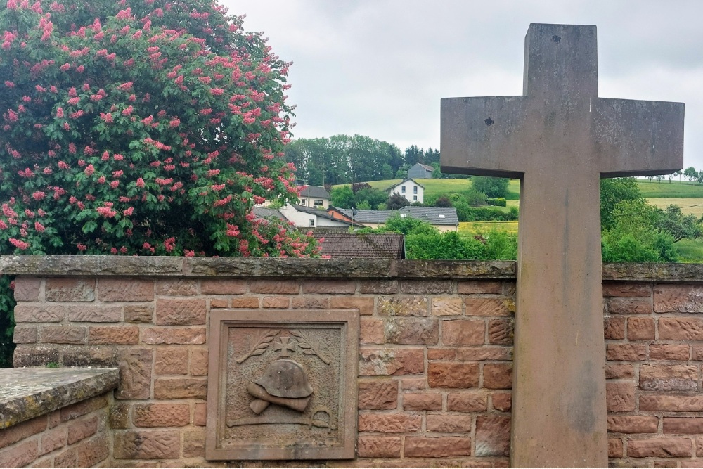 Oorlogsmonument Baustert #2