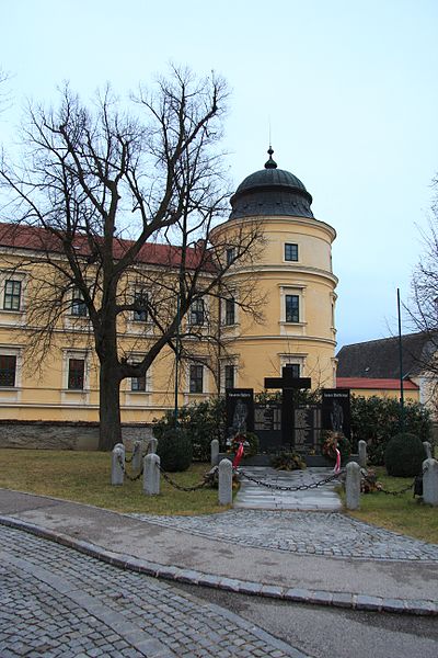 Oorlogsmonument Judenau #1