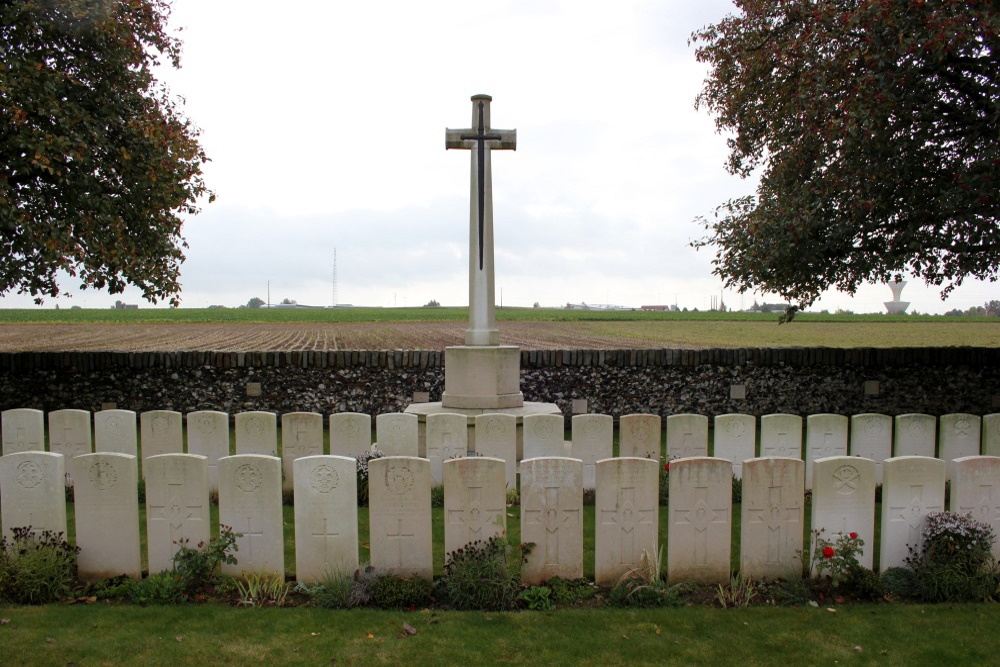 Commonwealth War Cemetery Bailleul Road West #2