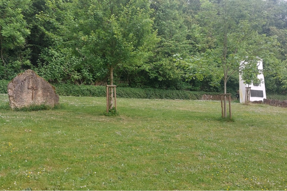 War Memorial  Bettingen #5