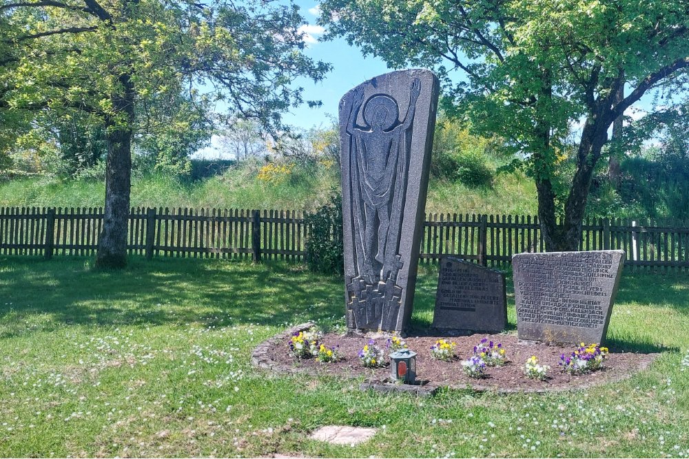 War Memorial  Binscheid