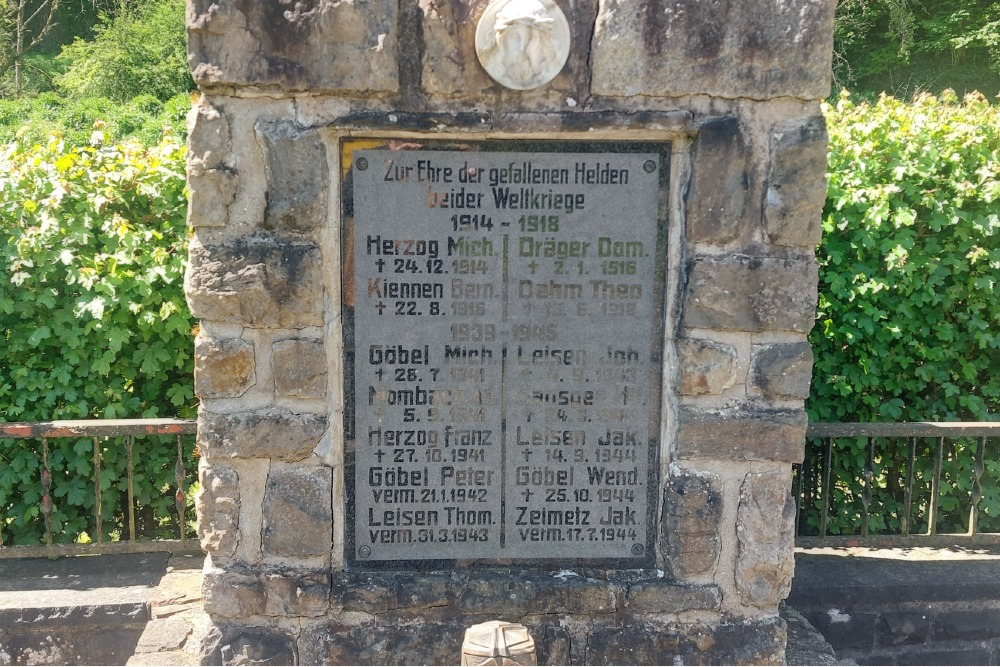 War Memorial  Daleiden #2