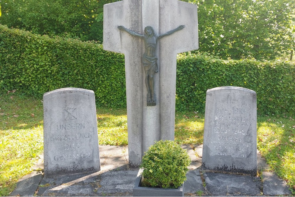 War Memorial  Enzen