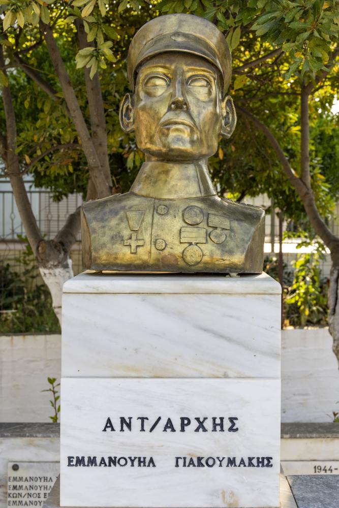 Oorlogsmonument Mochos #3