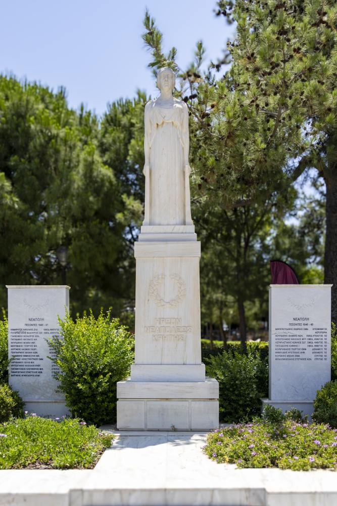 Oorlogsmonument Neapoli #5