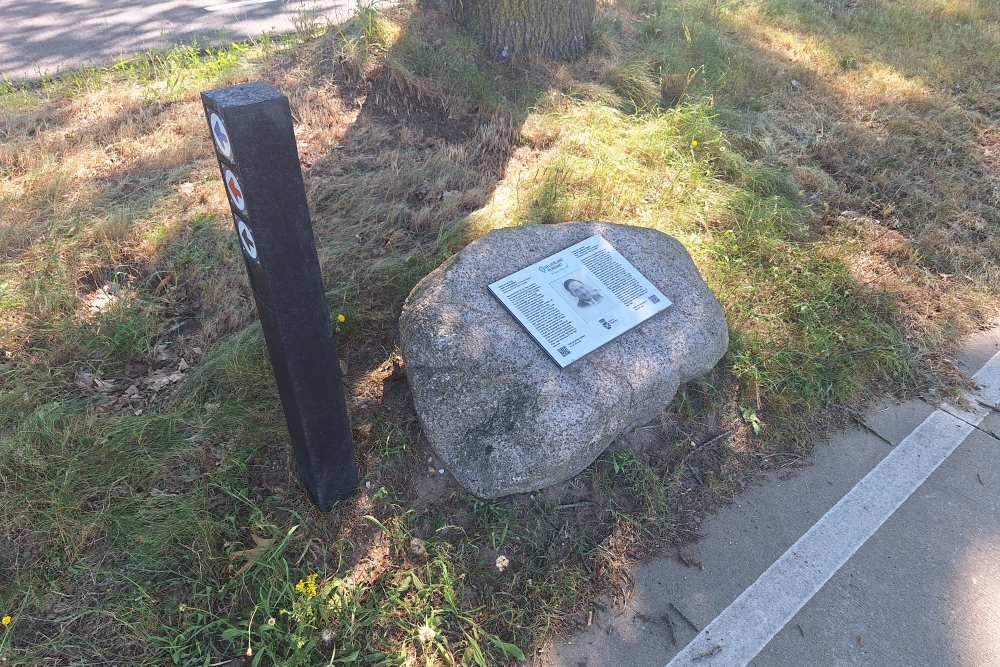 Memorial Hider Alverna #8