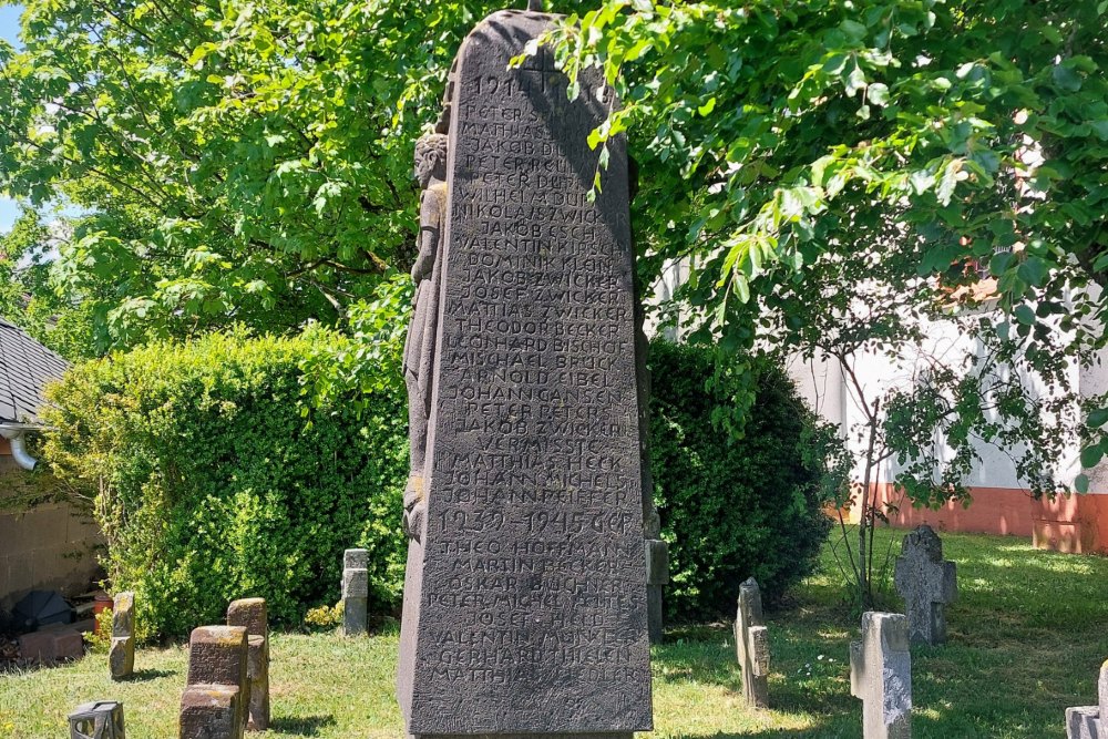 War Memorial  Habscheid #3