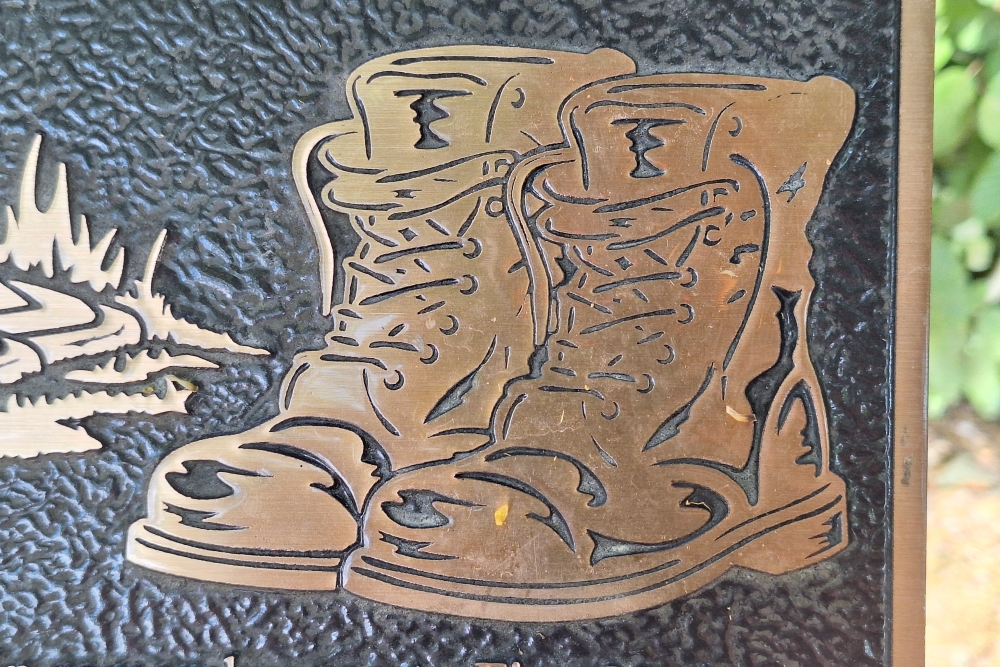 Gedenkteken Royal Hamilton Light Infantry  #7