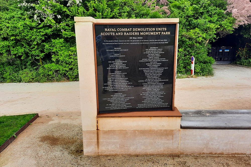 Monument Naval Combat Demolition Units #3