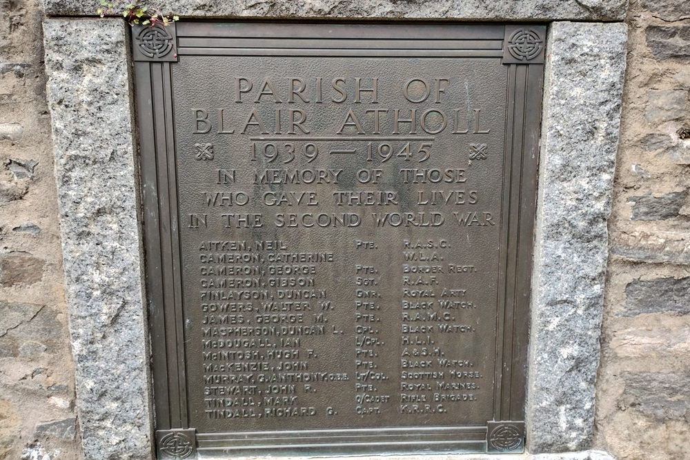 Oorlogsmonument Blair Atholl #2