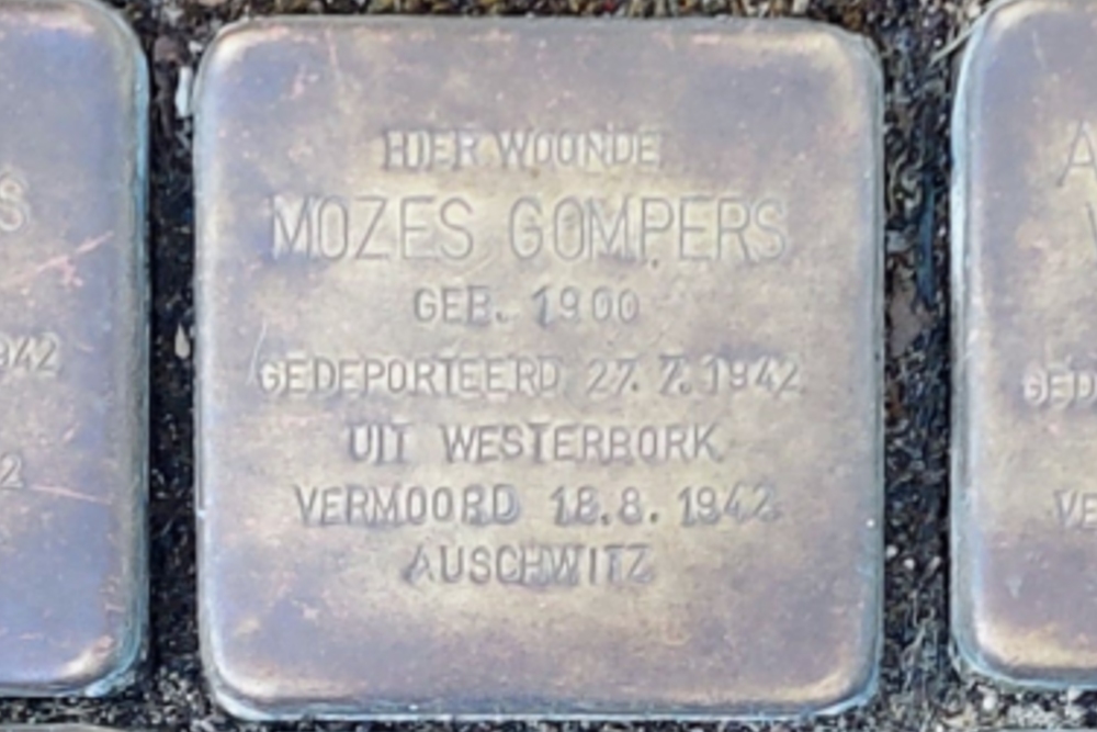 Stumbling Stones Lange Groenendaal 84 #4