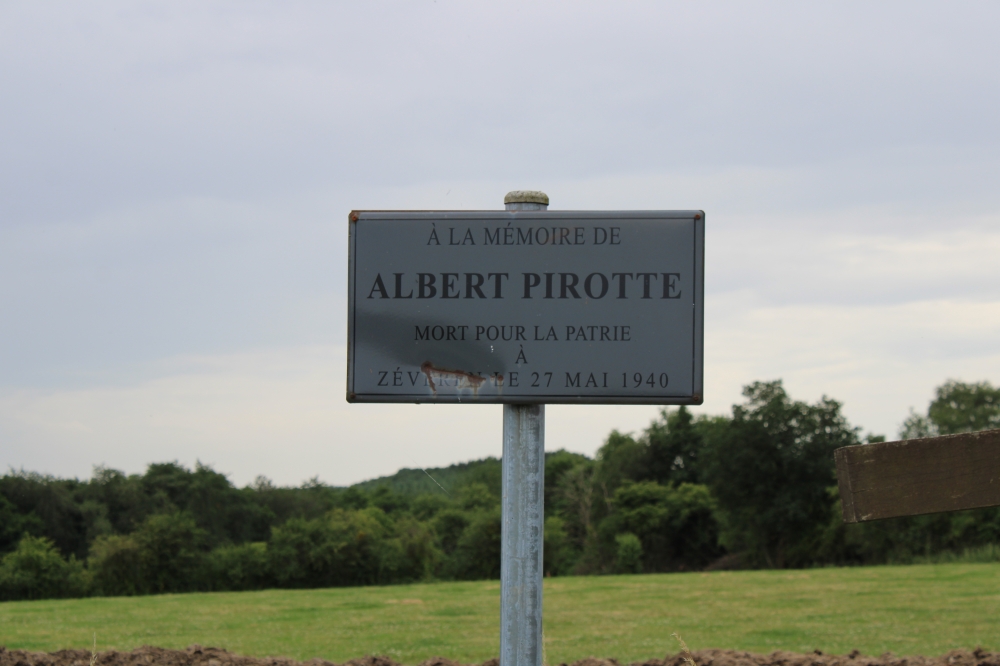 Memorial Cross Soldier Chasseurs Ardennais Albert Pirotte #3