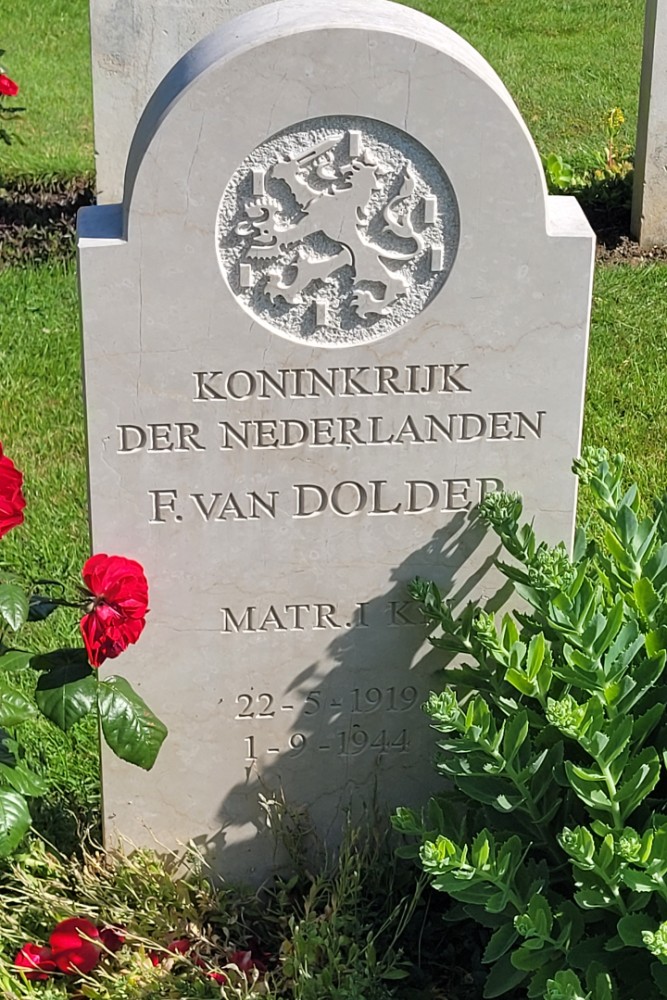 Nederlands Oorlogsgaf Maidstone #2