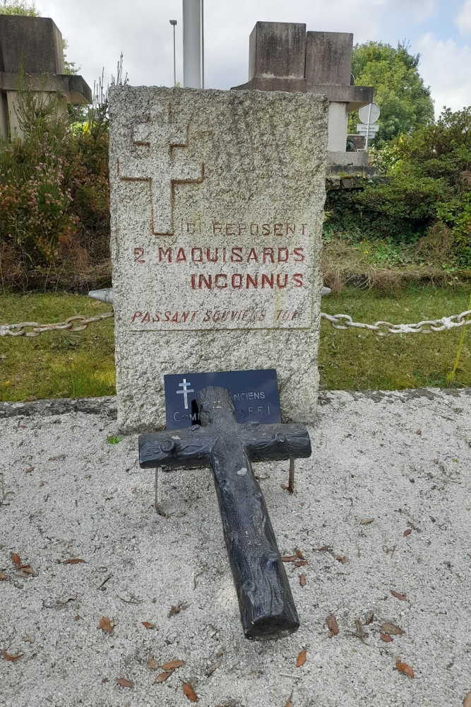 De Calmont War Cemetery Vannes #2