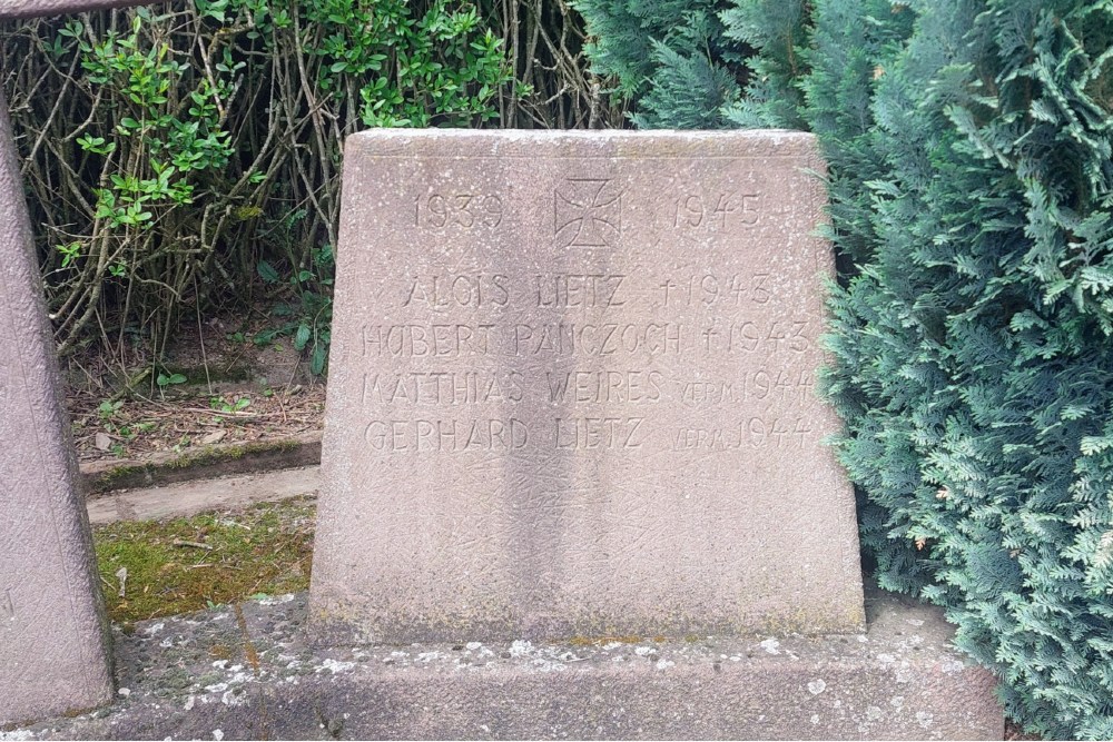 Oorlogsmonument Nasingen #2