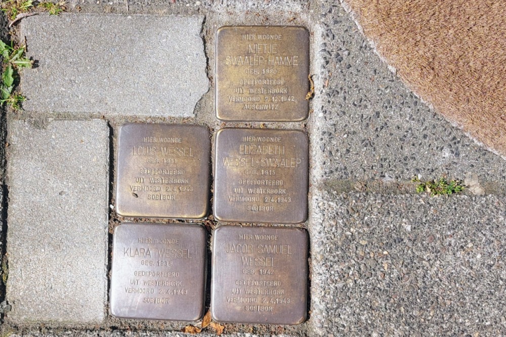 Stolpersteine Stationstraat 27a