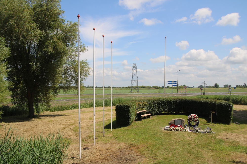 Crashlocatie Avro Lancaster Mk III JA853 MG-L  #3