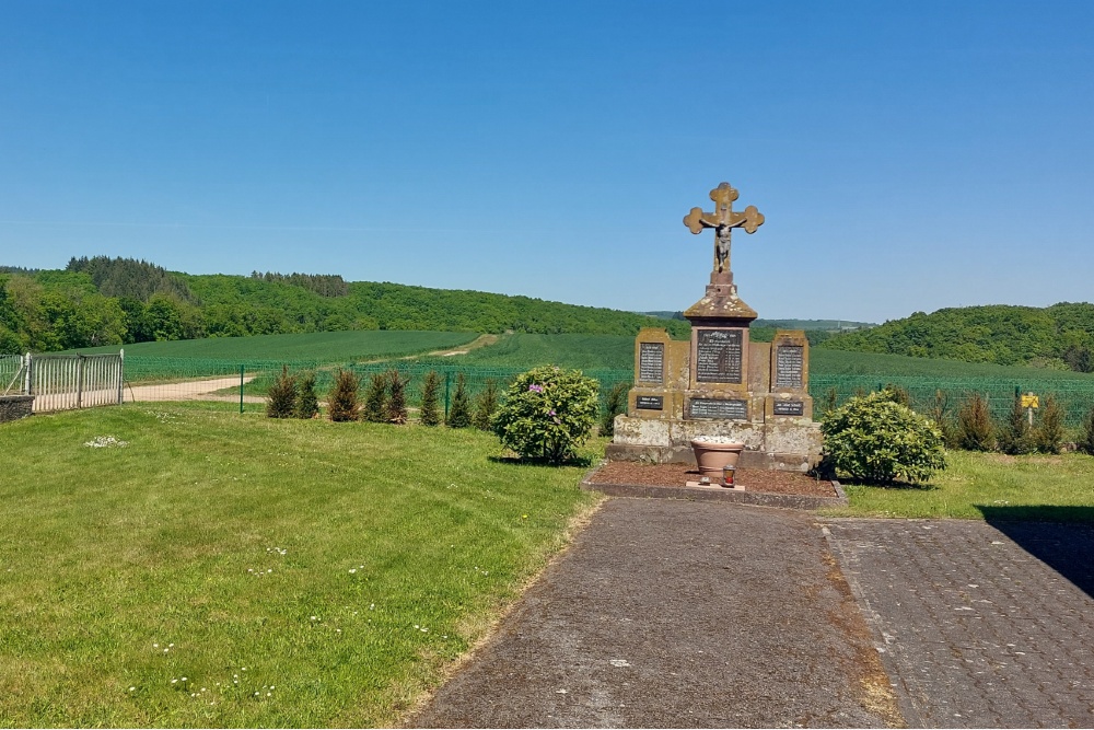 Oorlogsmonument Niedergeckler #4