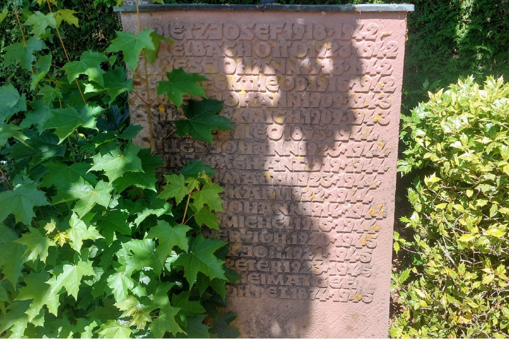 Oorlogsmonument Nusbaum #4