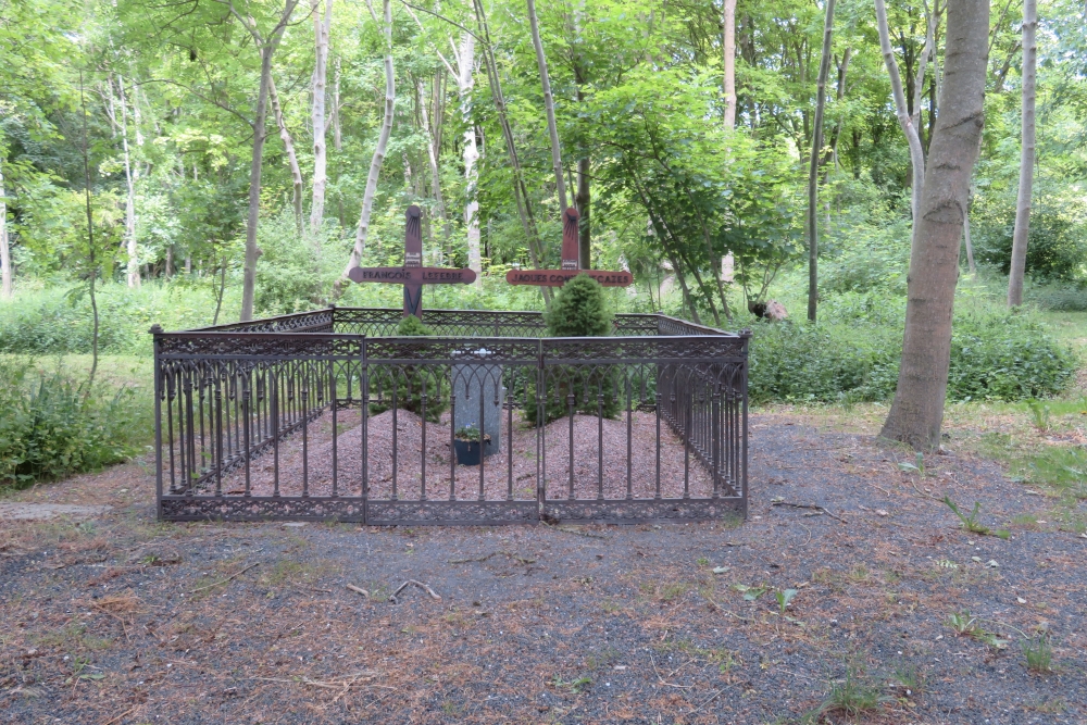 Reconstructed Graves French Airmen