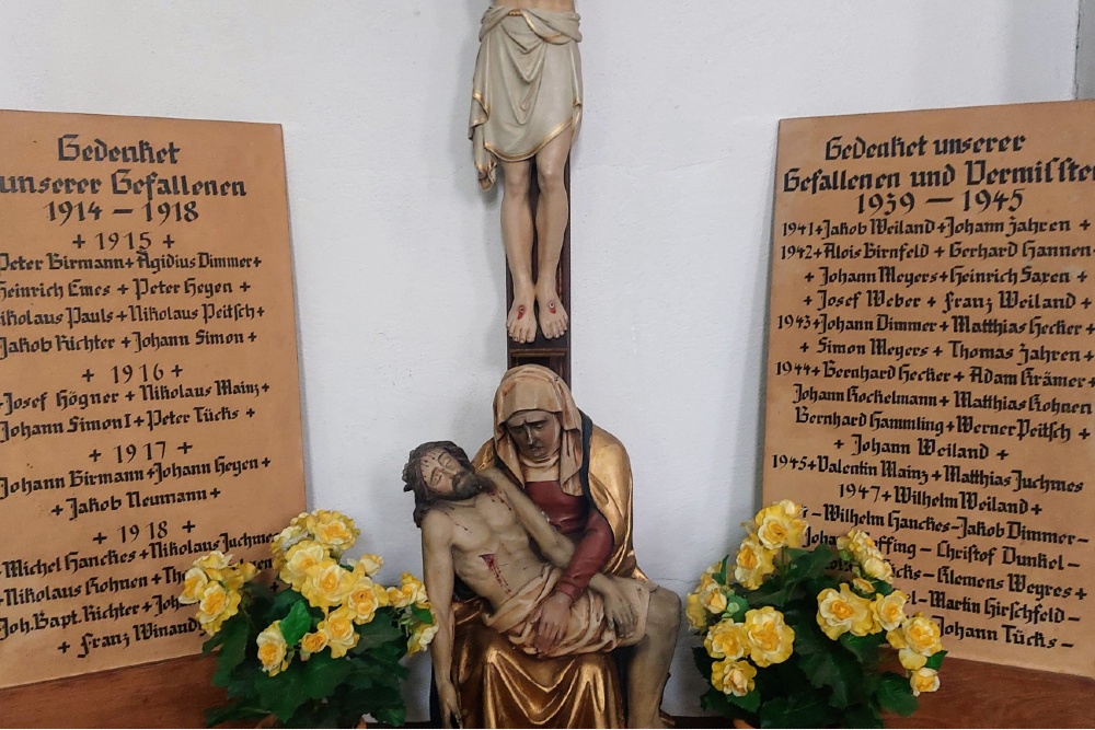 War Memorial  Olmscheid #2