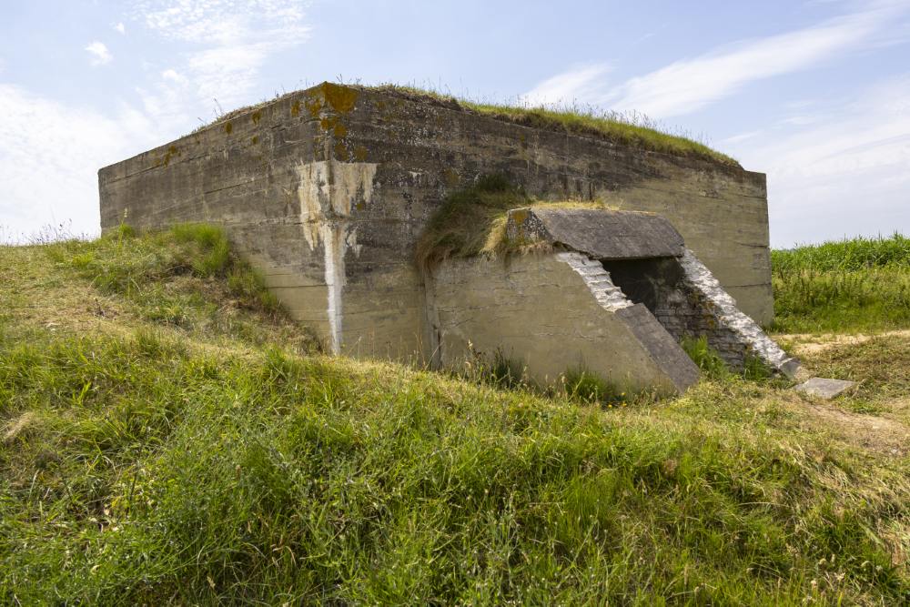 Fliegerhorst Bergen: W.N.7 - Küver MG35 Bunker (P37)
