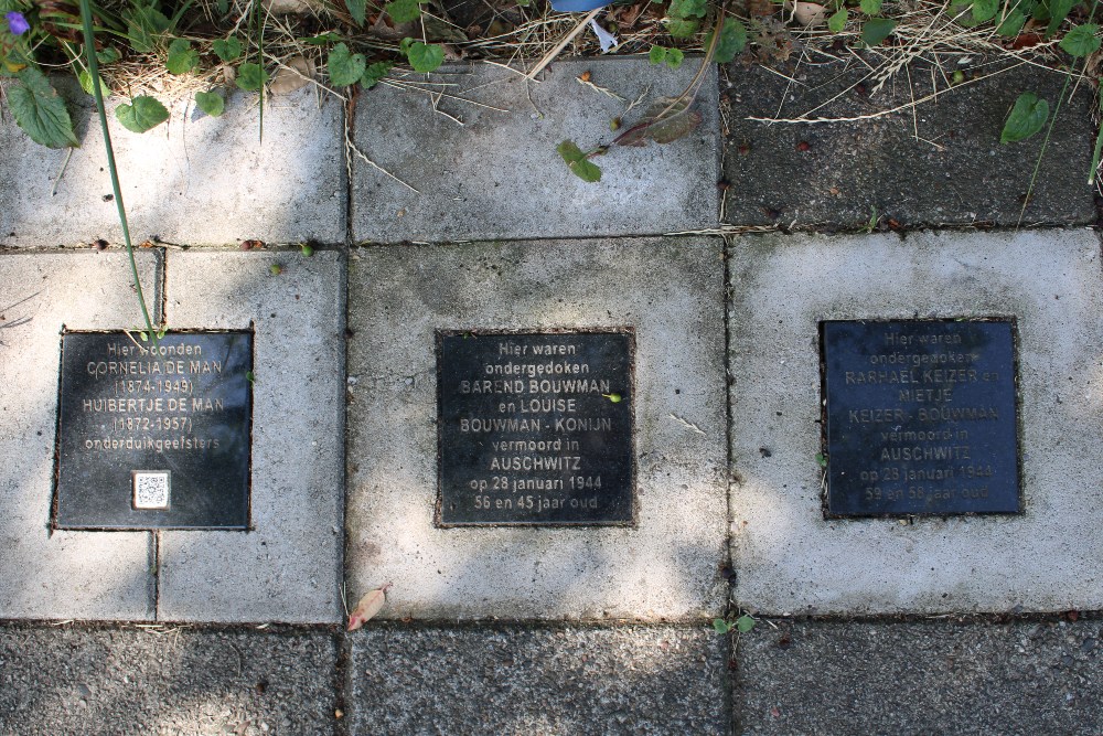 Memorial Stones Jan Meerdinklaan 20
