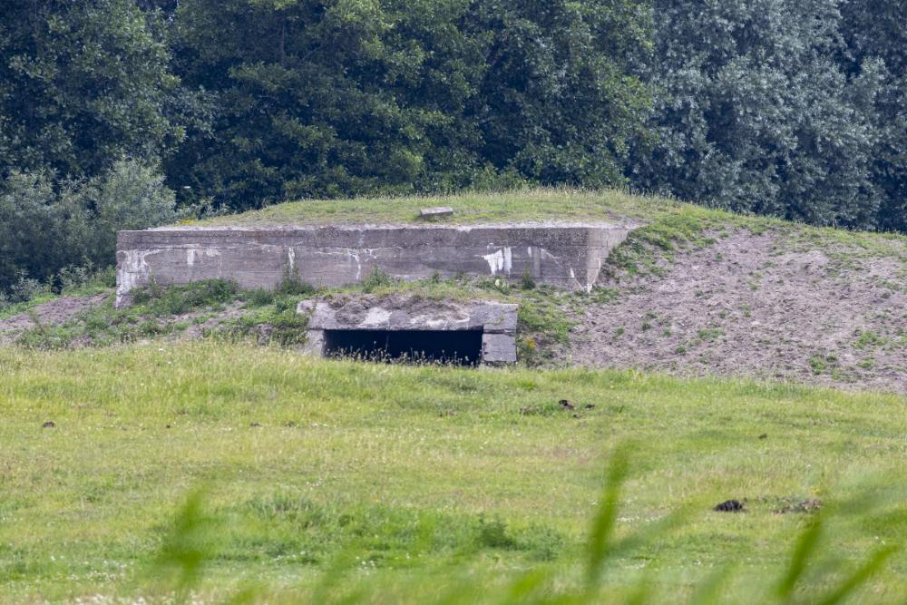 Fliegerhorst Bergen: W.N.6 - Küver 455 Bunker (B30) #3