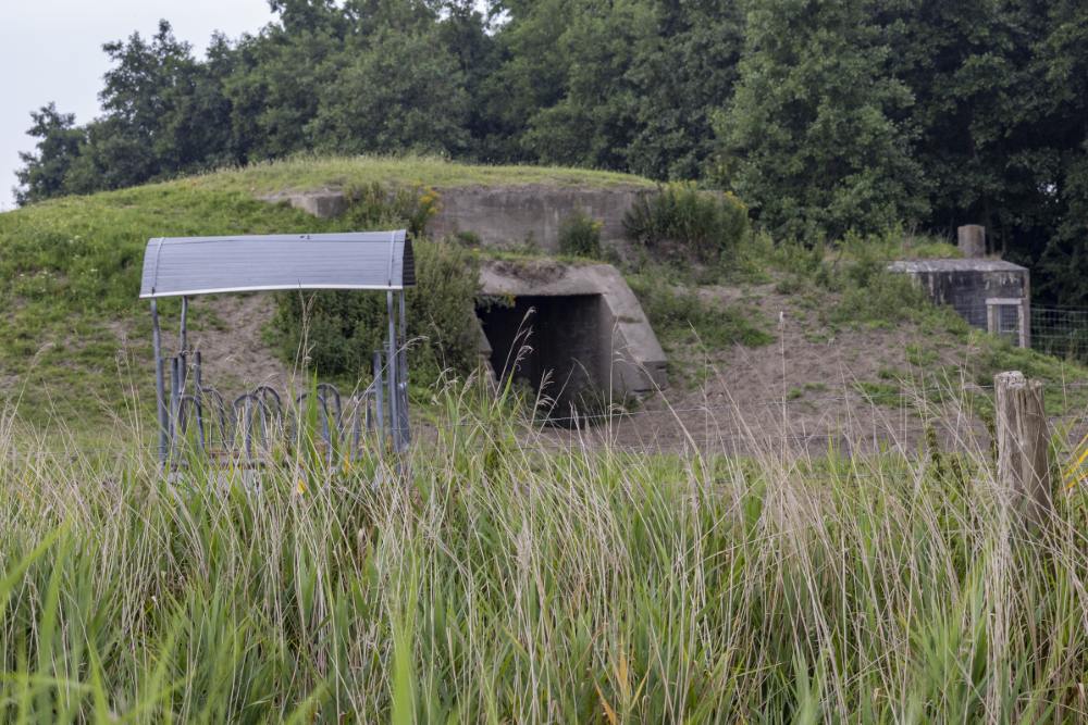 Fliegerhorst Bergen: W.N.6 - L15 Bunker (B29) #2