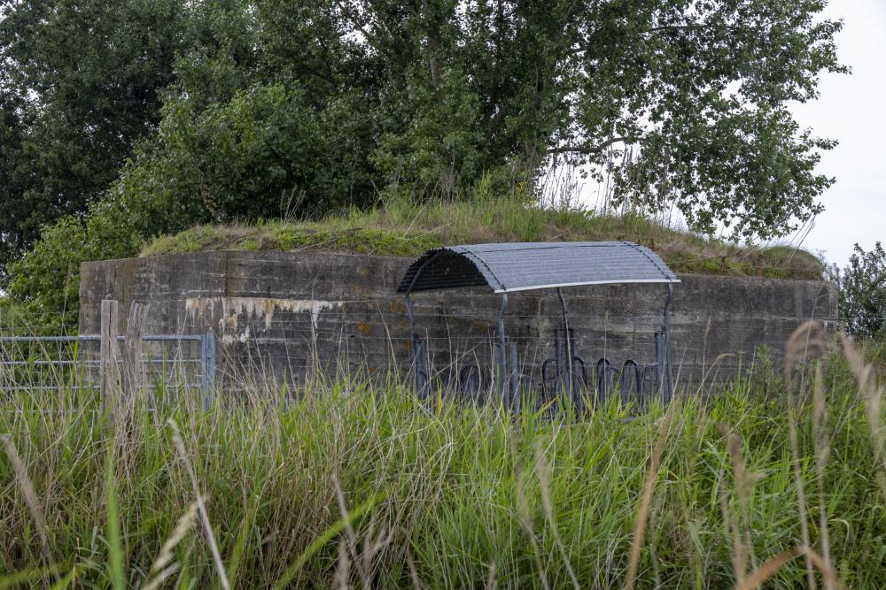 Fliegerhorst Bergen: W.N.6 - Küver 467b Bunker (B25) #2