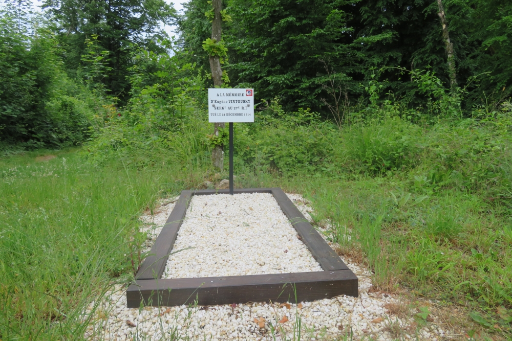 Vintousky Monument Apremont-la-Forêt