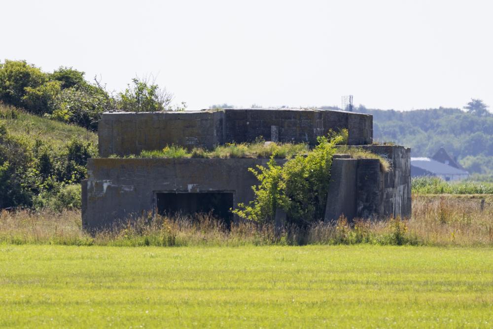 Fliegerhorst Bergen: W.N.3 - Küver 441 Bunker (C25) #3