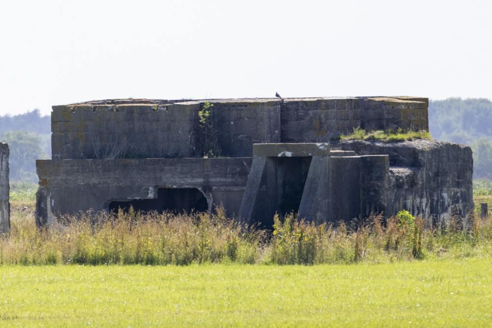 Fliegerhorst Bergen: W.N.3 - Küver 441 Bunker (C17) #4