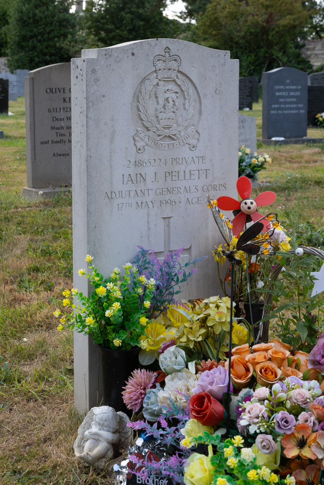 Oorlogsgraven van het Gemenebest St. Nicholas Churchyard #5
