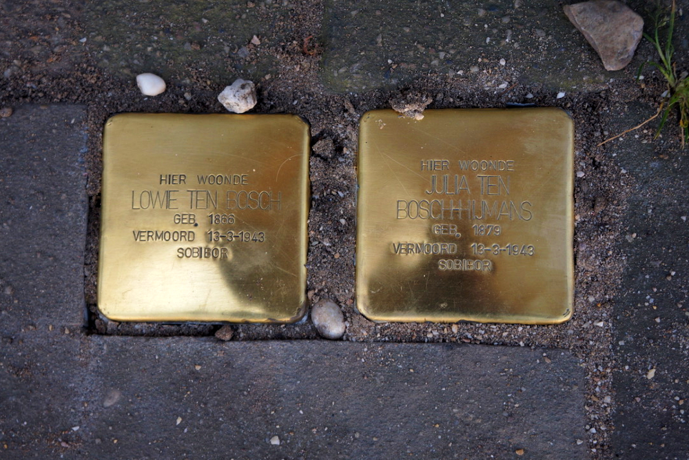 Stumbling Stones Deventerweg 2