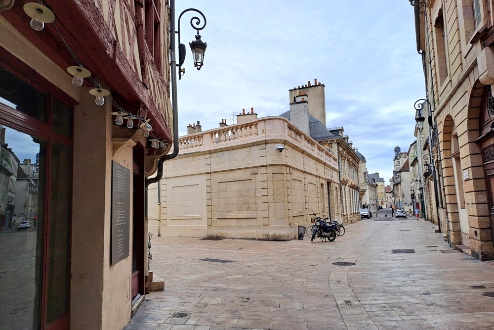 Stumbling Stone Rue Amiral Roussin 28 #2
