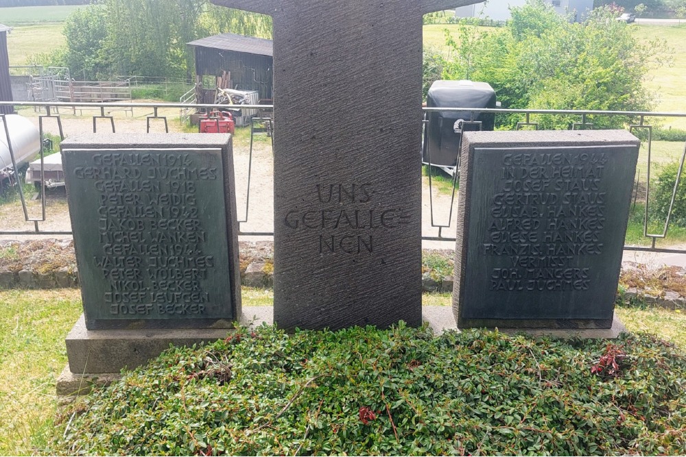 Oorlogsmonument Severig #2