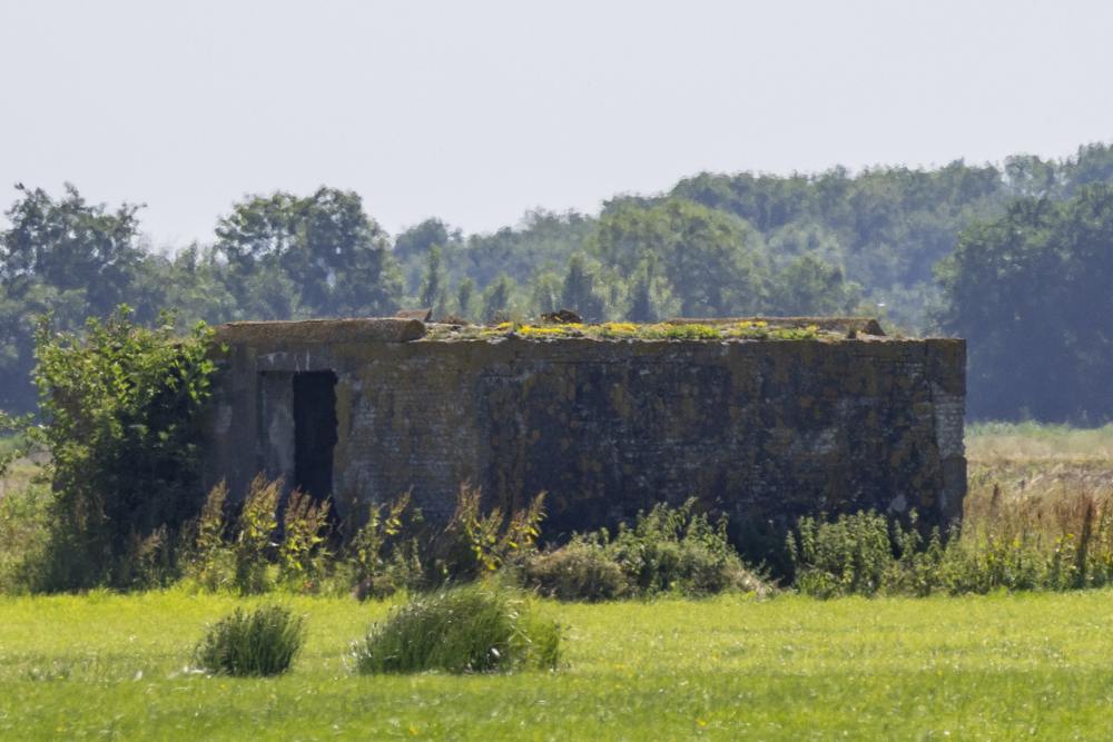 Fliegerhorst Bergen: W.N.3 - Küver 467 Bunker (C15) #5