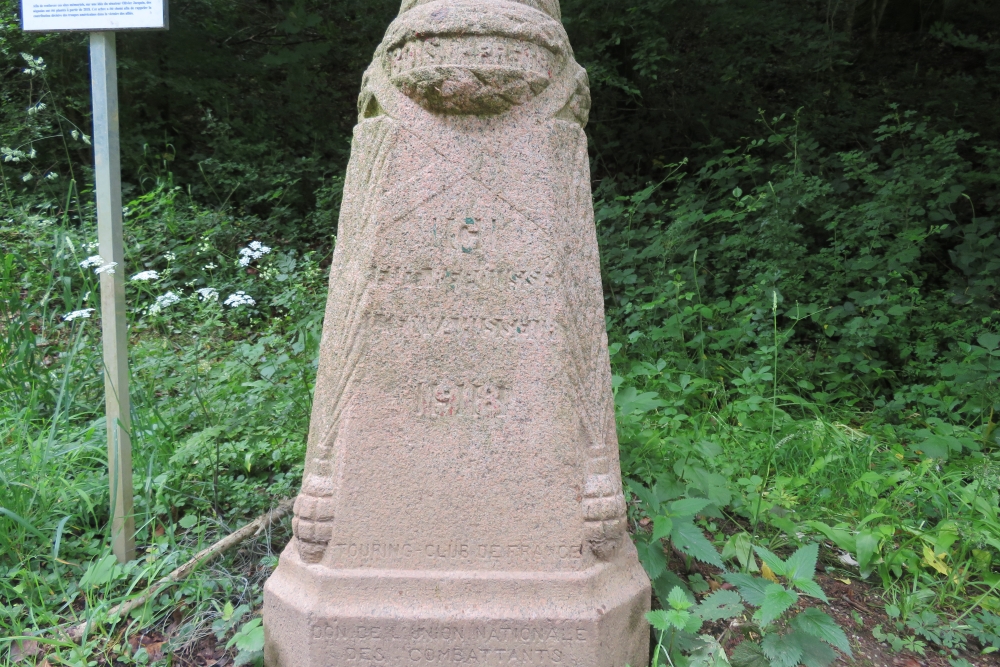 Demarcation Pole Montauville #2
