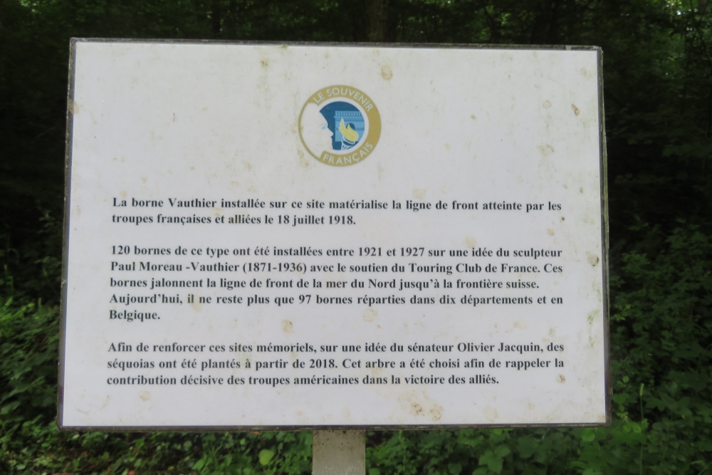 Demarcation Pole Montauville #4