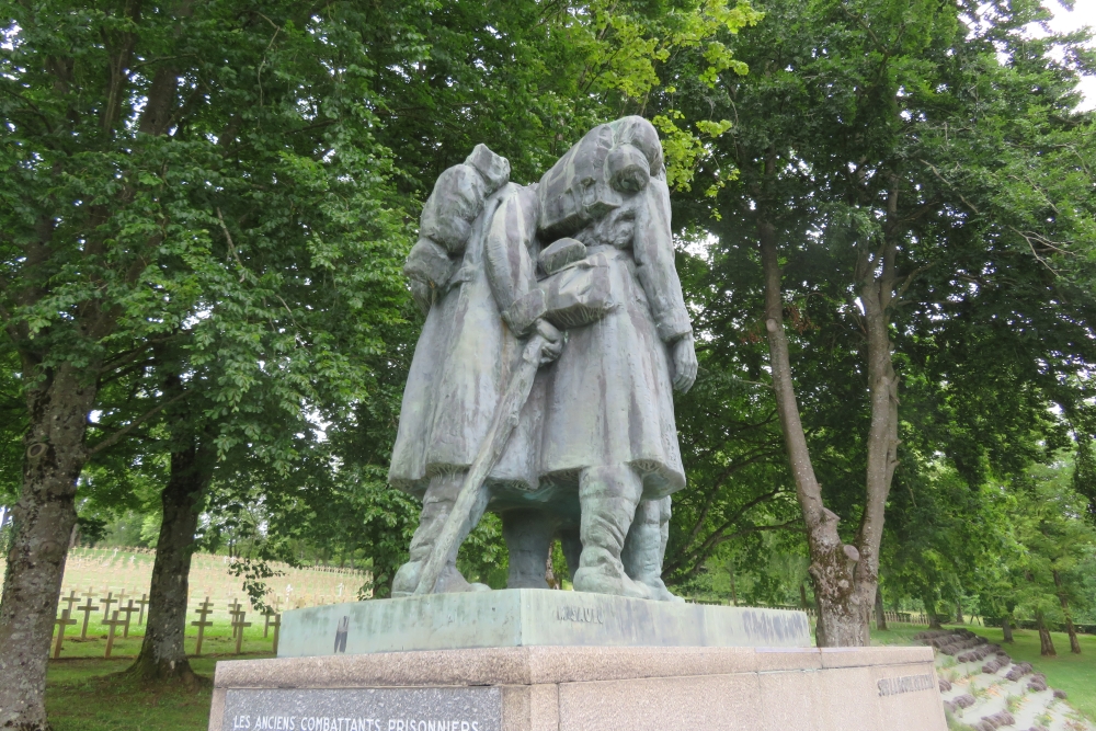 War Memorial Montauville #3