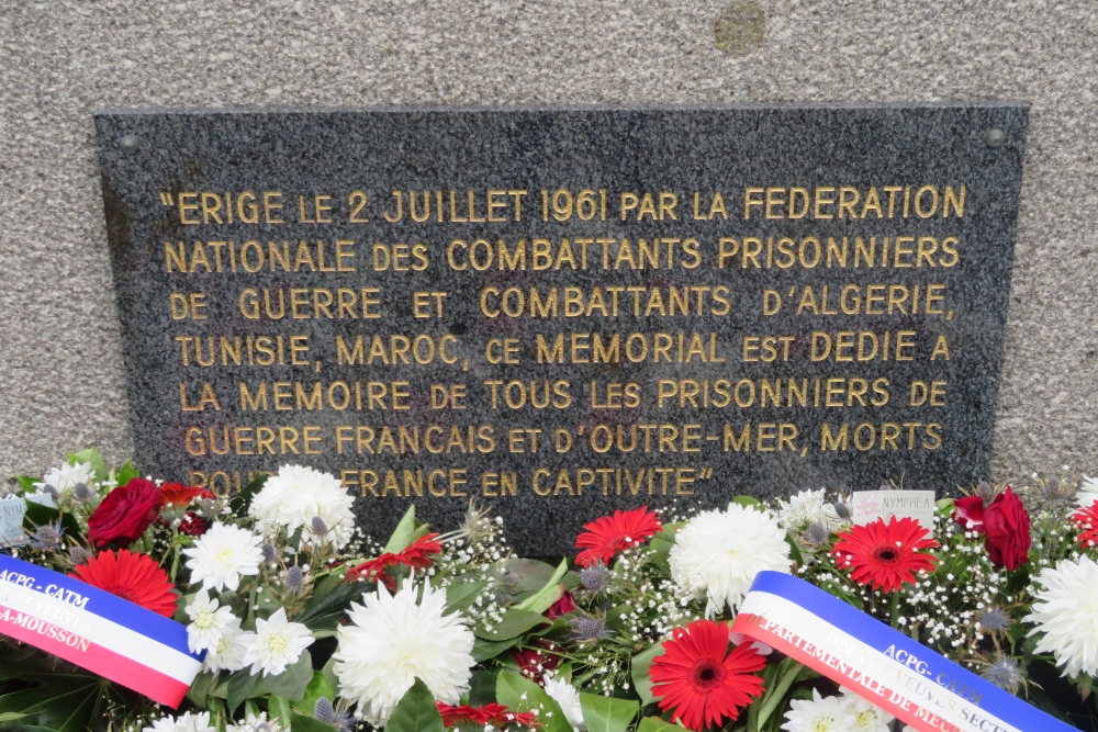 War Memorial Montauville #7