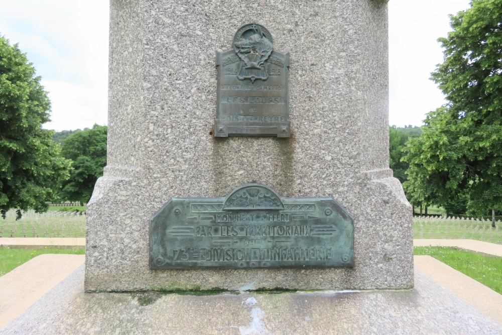 Oorlogsmonument Montauville #3