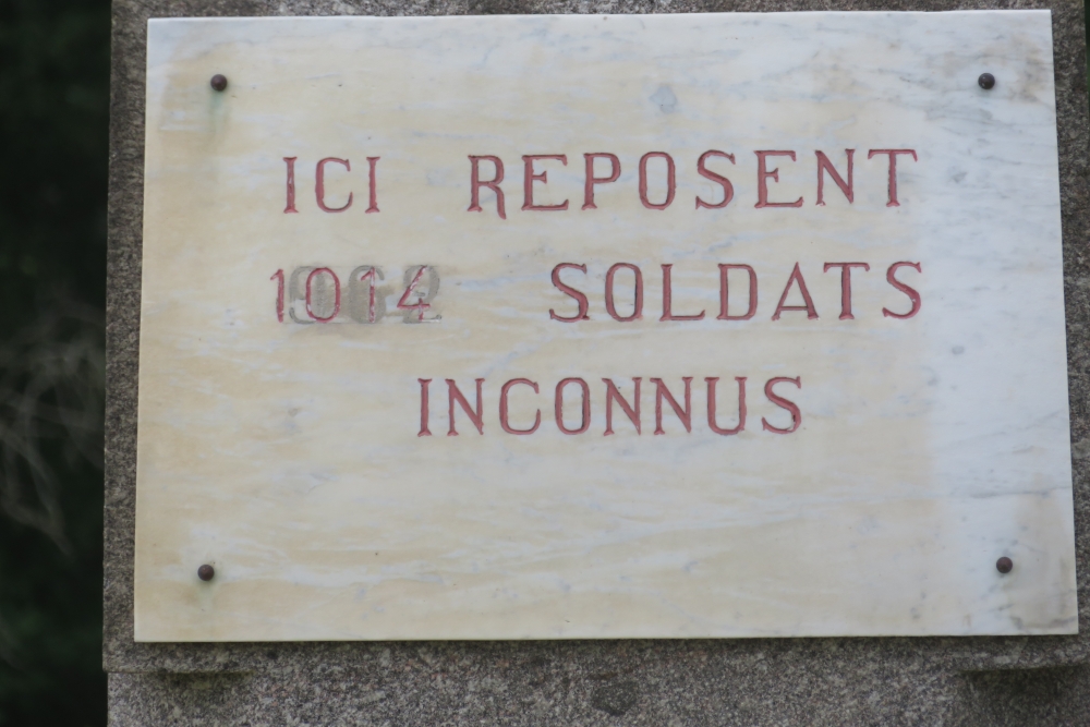 Oorlogsmonument Montauville #2