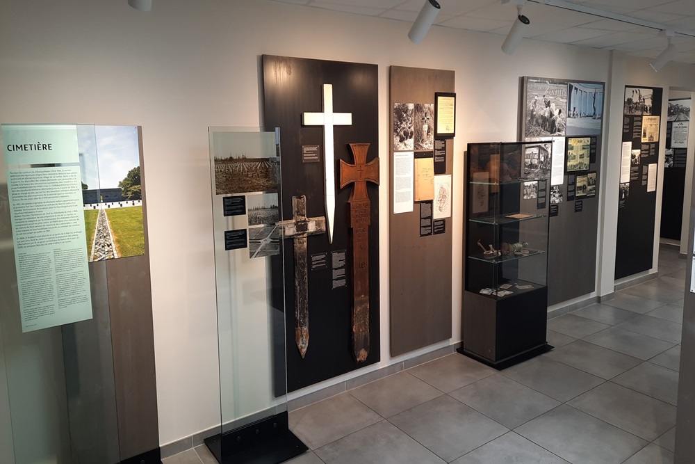 Museum Duitse Oorlogsbegraafplaats La Cambe #2